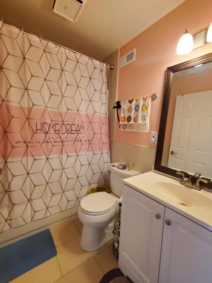 5 Star Room2/Close To Everything/5 Min Walk Metro/Rockville Town Center Εξωτερικό φωτογραφία